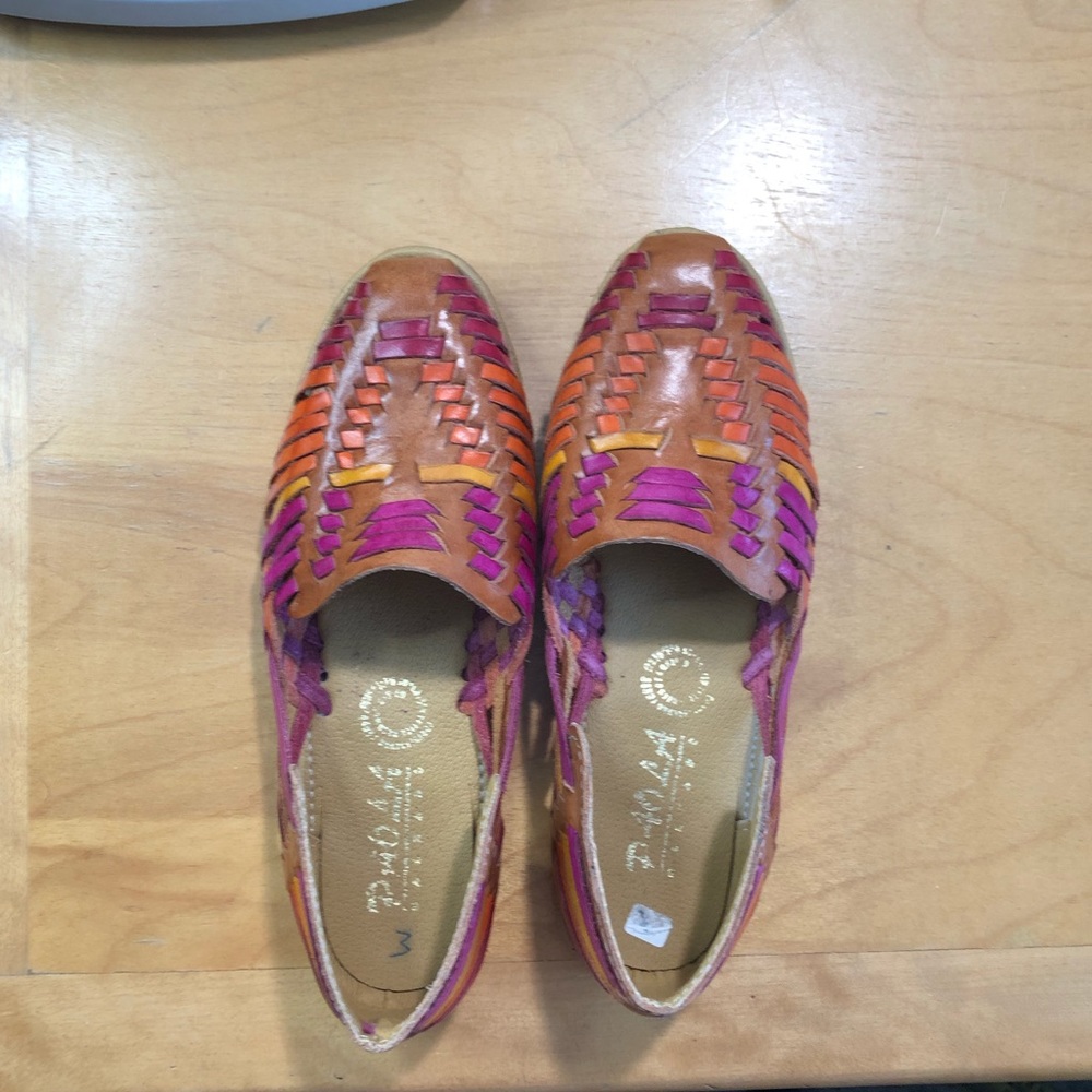 Orange yellow and pink Huaraches!